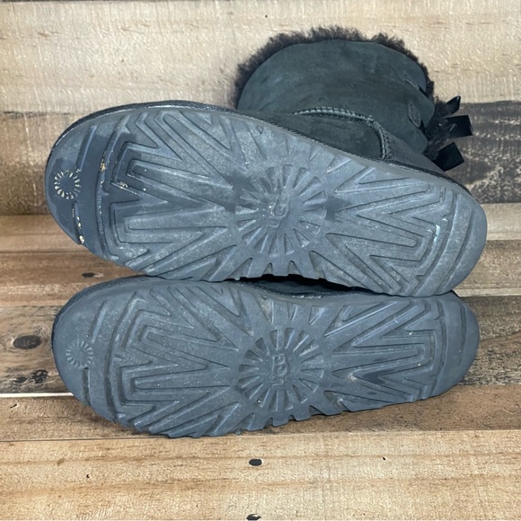 UGG Bailey Bow Women’s Boots Size 8 Black - Picture 6 of 8